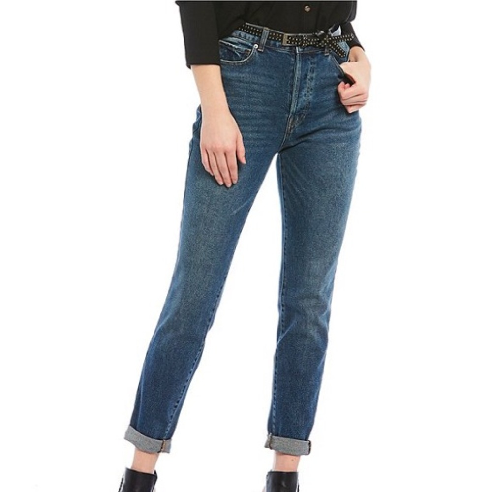 High Rise Lightly Distressed Ankle Jeans Size 9